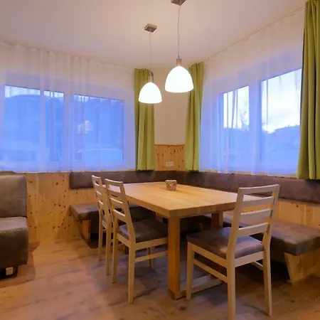 Zirben Heim Apartment *